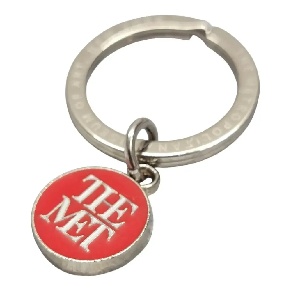 The Met Metropolitan Museum Art New York Red Enamel Logo Keychain Key Ring